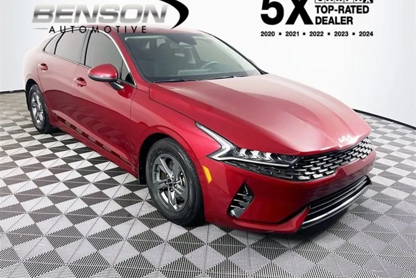 2023 Kia K5 LXS photo 1