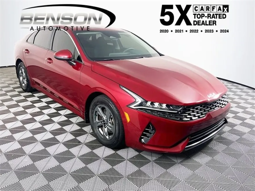 2023 Kia K5 LXS photo 1