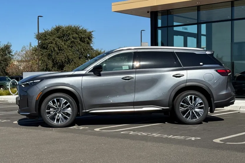 2026 Infiniti QX60 Luxe AWD photo 1