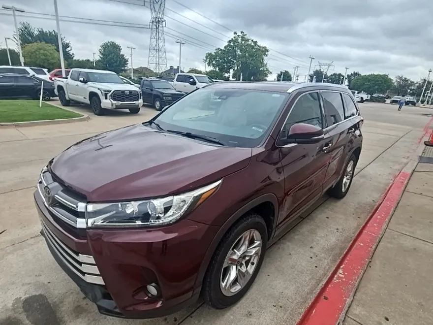 2018 Toyota Highlander Limited Platinum photo 1