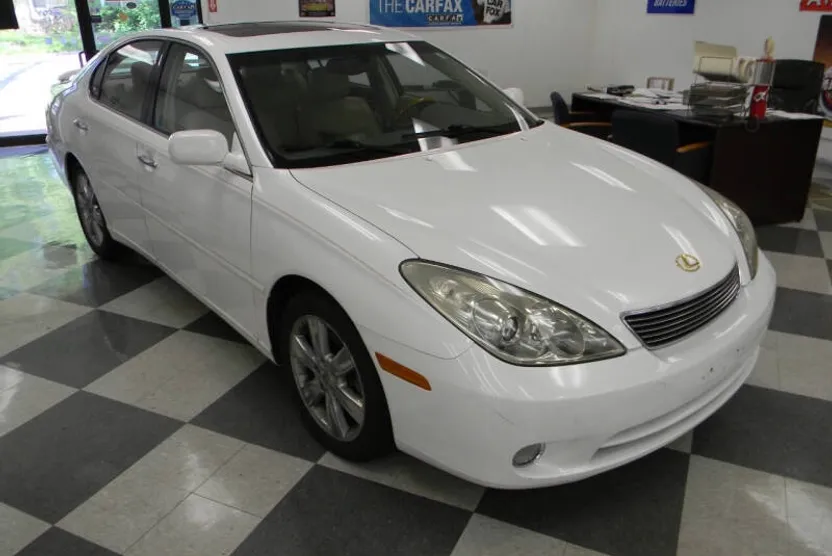 2005 Lexus ES 330 photo 1