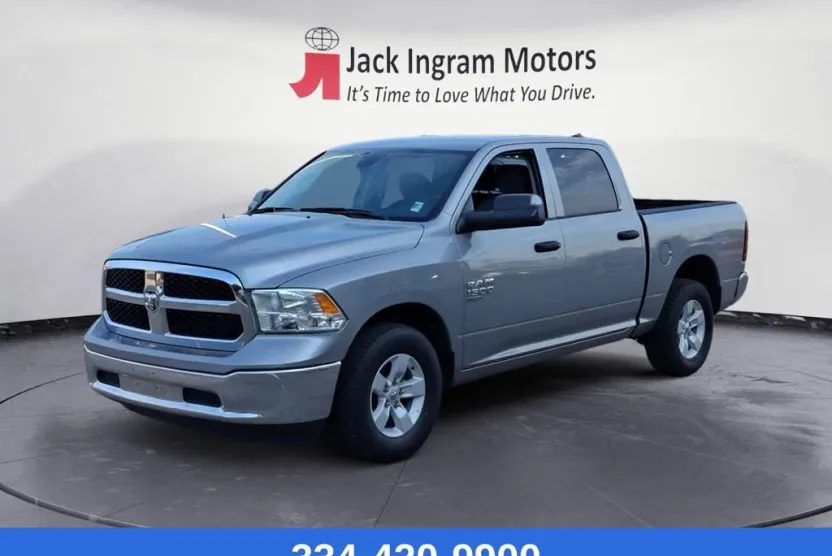 2023 Ram 1500 Classic SLT photo 1