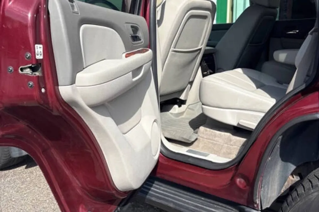 2008 Chevrolet Tahoe LS photo 1