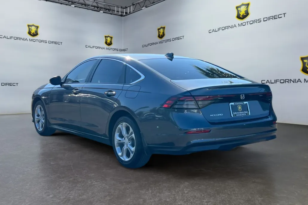 2023 Honda Accord LX photo 1