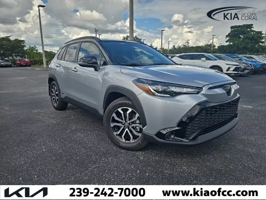 2024 Toyota Corolla Hybrid SE photo 1