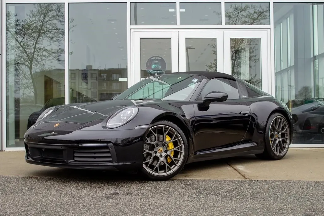 2021 Porsche 911 Targa 4S photo 1