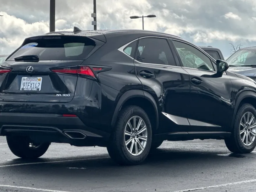 2020 Lexus NX 300 photo 1