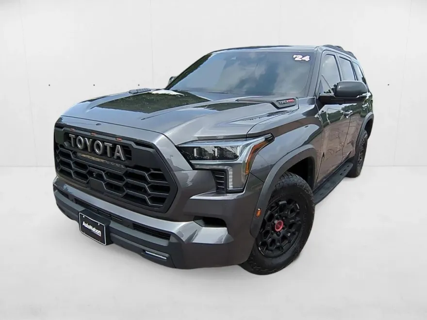 2024 Toyota Sequoia SR5 photo 1