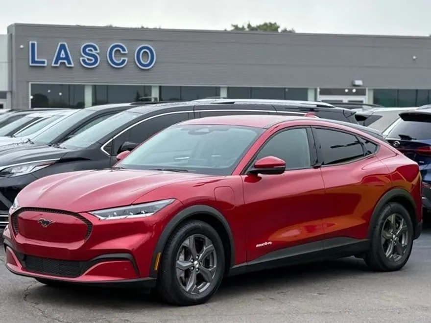 2021 Ford Mustang Mach-E Select photo 1