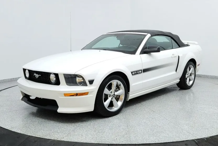 2008 Ford Mustang GT California Special photo 1