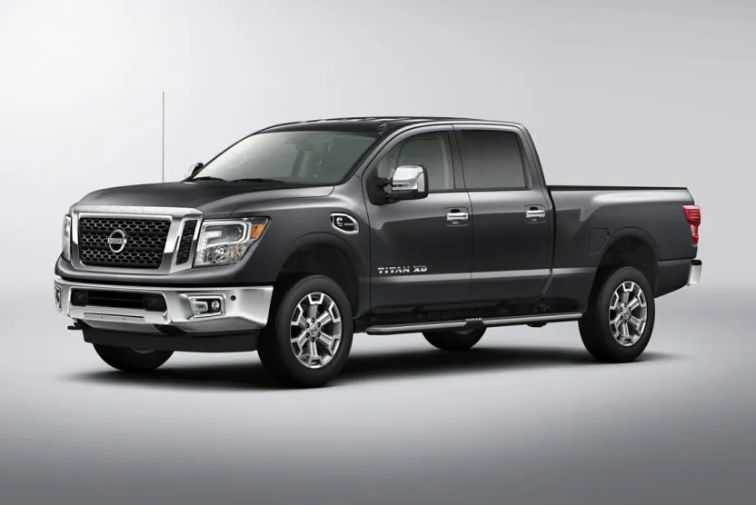 2018 Nissan Titan SV photo 1