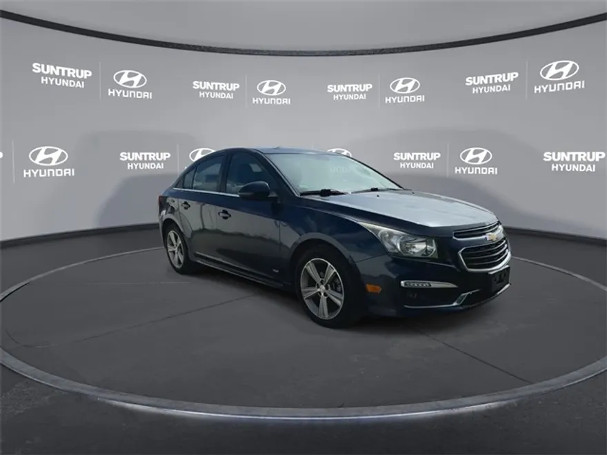 2015 Chevrolet Cruze photo 1