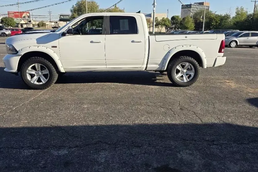 2016 Ram 1500 Sport photo 1