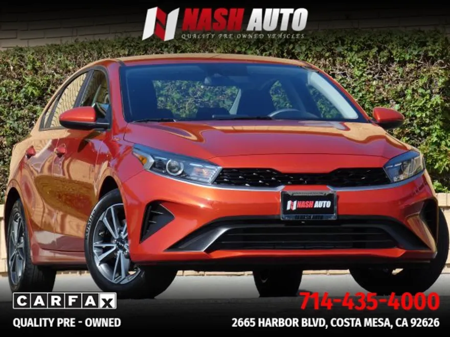 2023 Kia Forte LXS photo 1