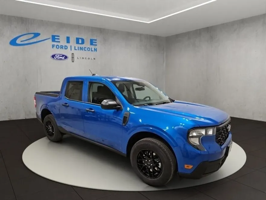 2025 Ford Maverick XL photo 1