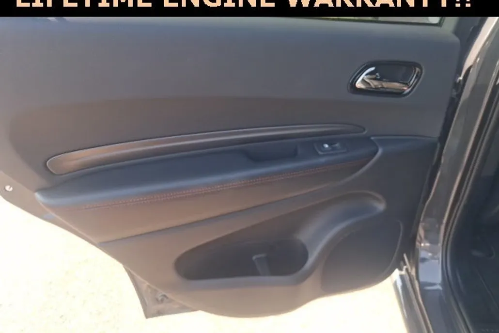 2023 Dodge Durango GT photo 1