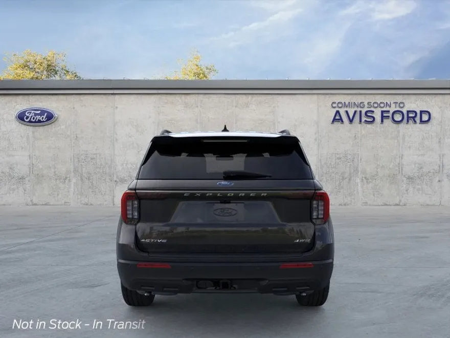 2025 Ford Explorer photo 1