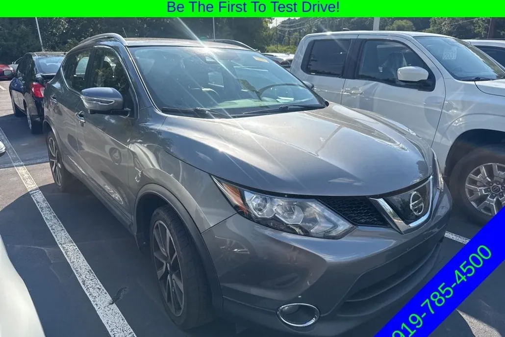 2018 Nissan Rogue Sport SL photo 1
