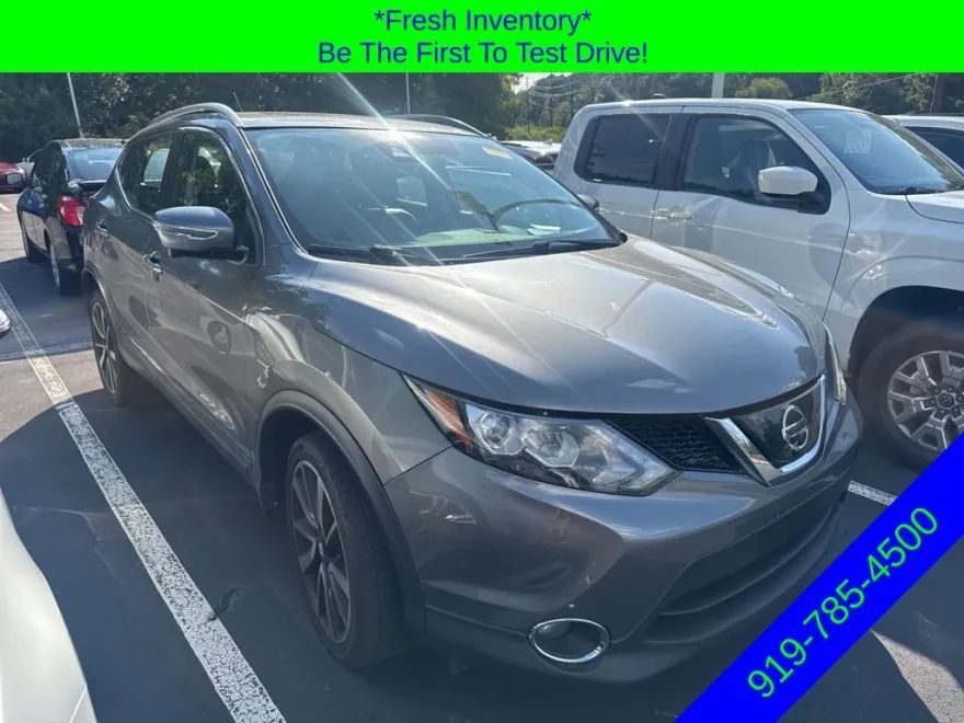 2018 Nissan Rogue Sport SL photo 1