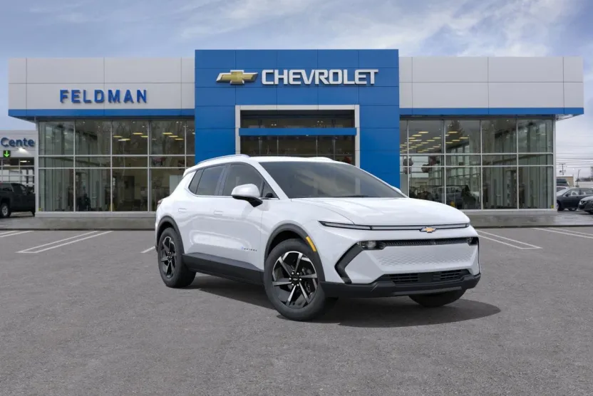 2026 Chevrolet Equinox EV 1LT photo 1