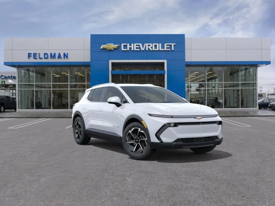 2026 Chevrolet Equinox EV 1LT photo 1