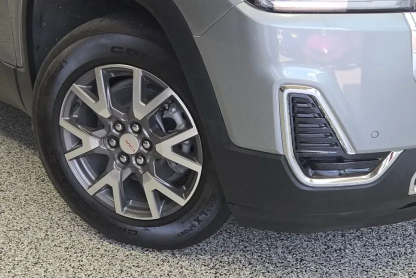 2023 Gmc Acadia SLE photo 1