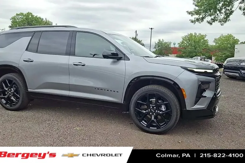2024 Chevrolet Traverse RS photo 1