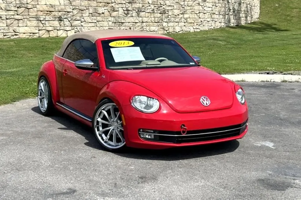 2013 Volkswagen Beetle Turbo Convertible photo 1