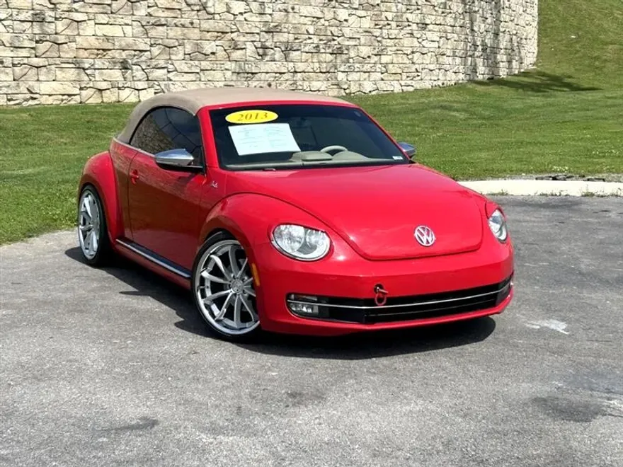 2013 Volkswagen Beetle Turbo Convertible photo 1