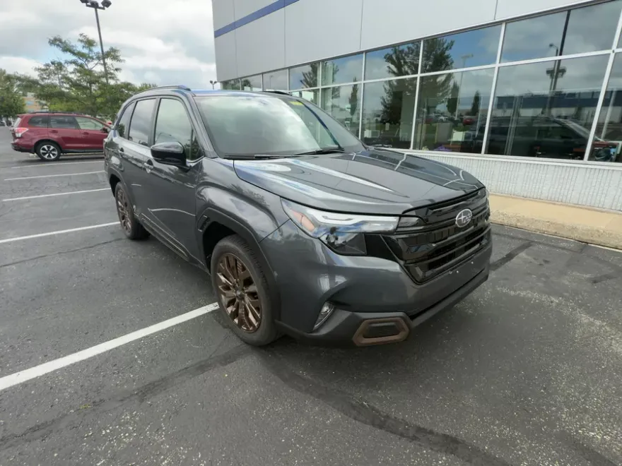 2025 Subaru Forester Sport photo 1