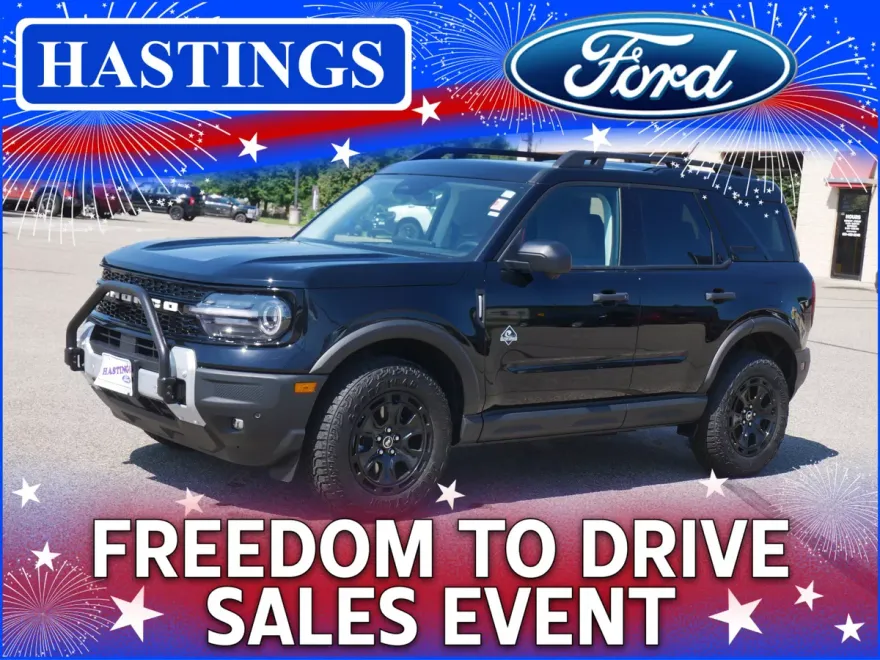 2025 Ford Bronco Sport Outer Banks photo 1