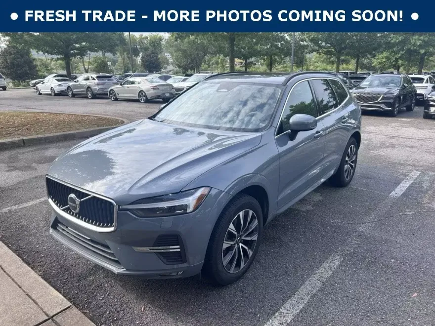 2023 Volvo XC60 B5 Core photo 1