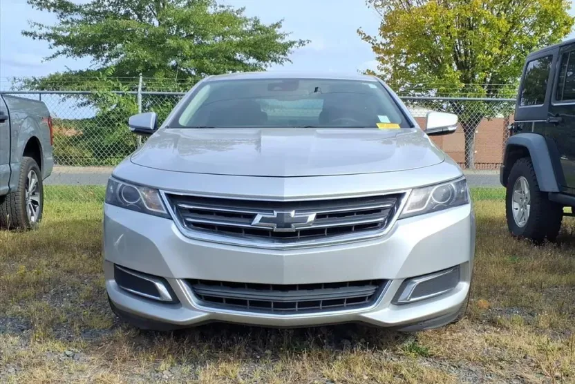 2015 Chevrolet Impala 2LT photo 1