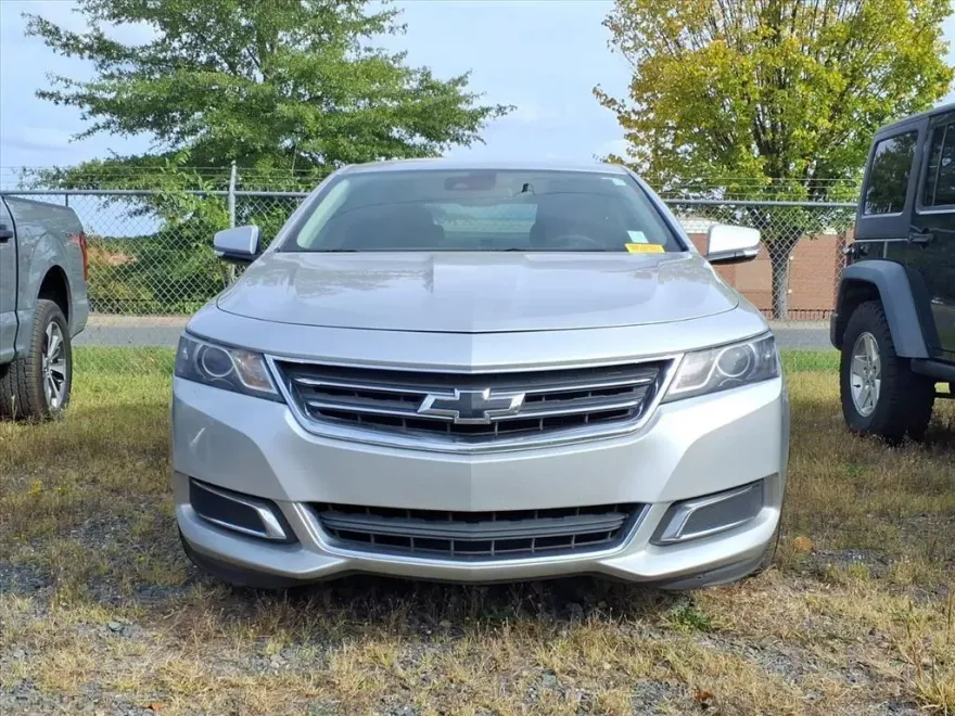 2015 Chevrolet Impala 2LT photo 1