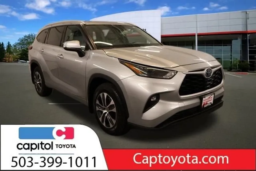 2022 Toyota Highlander Hybrid XLE photo 1
