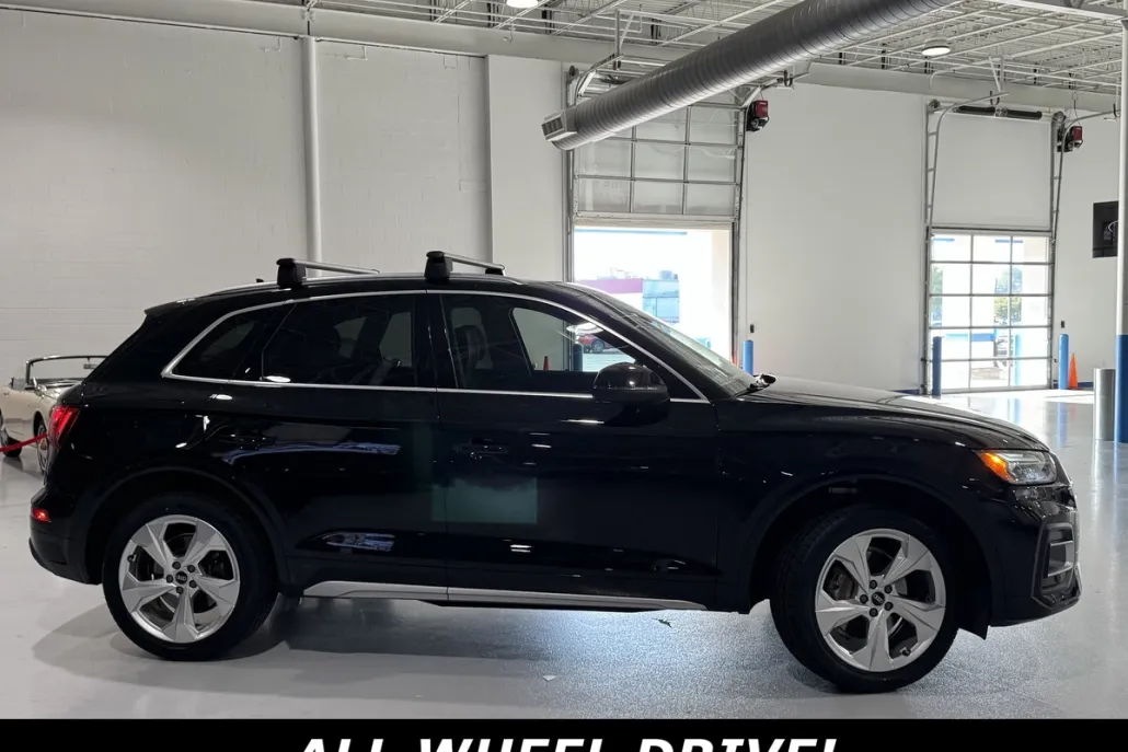 2021 Audi Q5 Premium Plus 45 TFSI photo 1