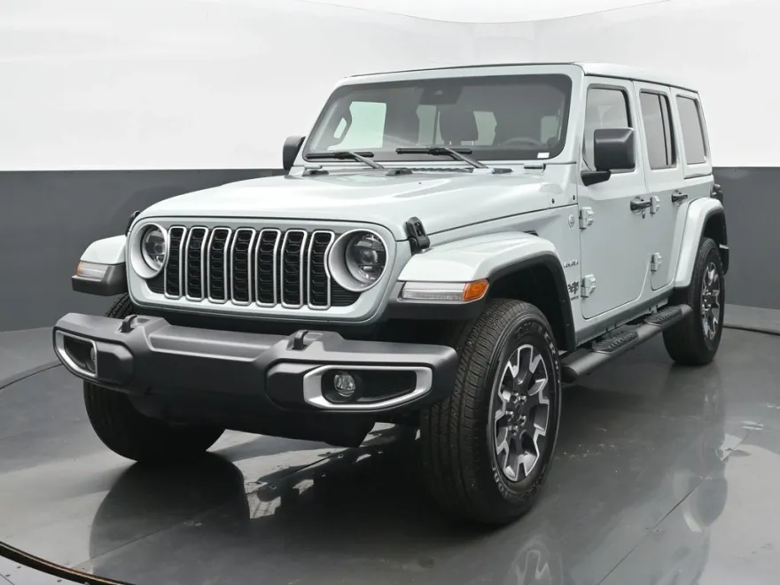 2024 Jeep Wrangler Sahara photo 1