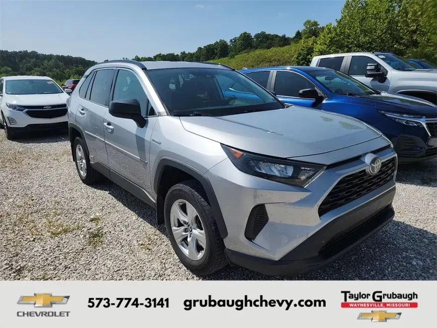2020 Toyota RAV4 Hybrid LE photo 1