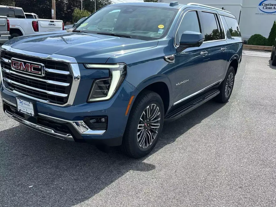 2025 Gmc Yukon XL photo 1