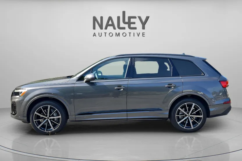 2025 Audi Q7 Premium Plus photo 1