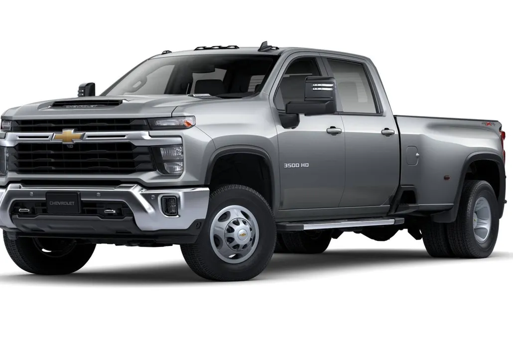 2025 Chevrolet Silverado 3500HD LT photo 1