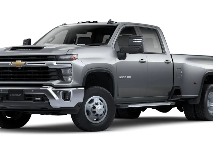 2025 Chevrolet Silverado 3500HD LT photo 1