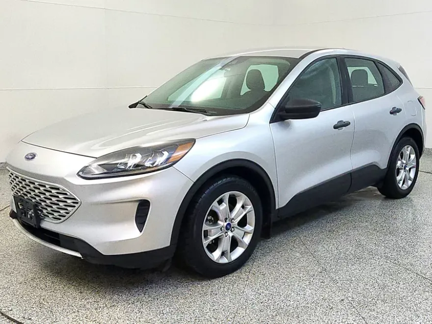 2020 Ford Escape S photo 1
