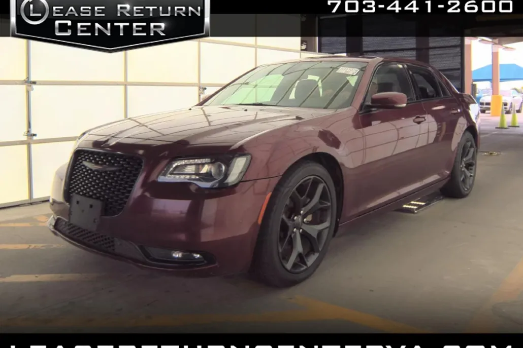2021 Chrysler 300 LX photo 1