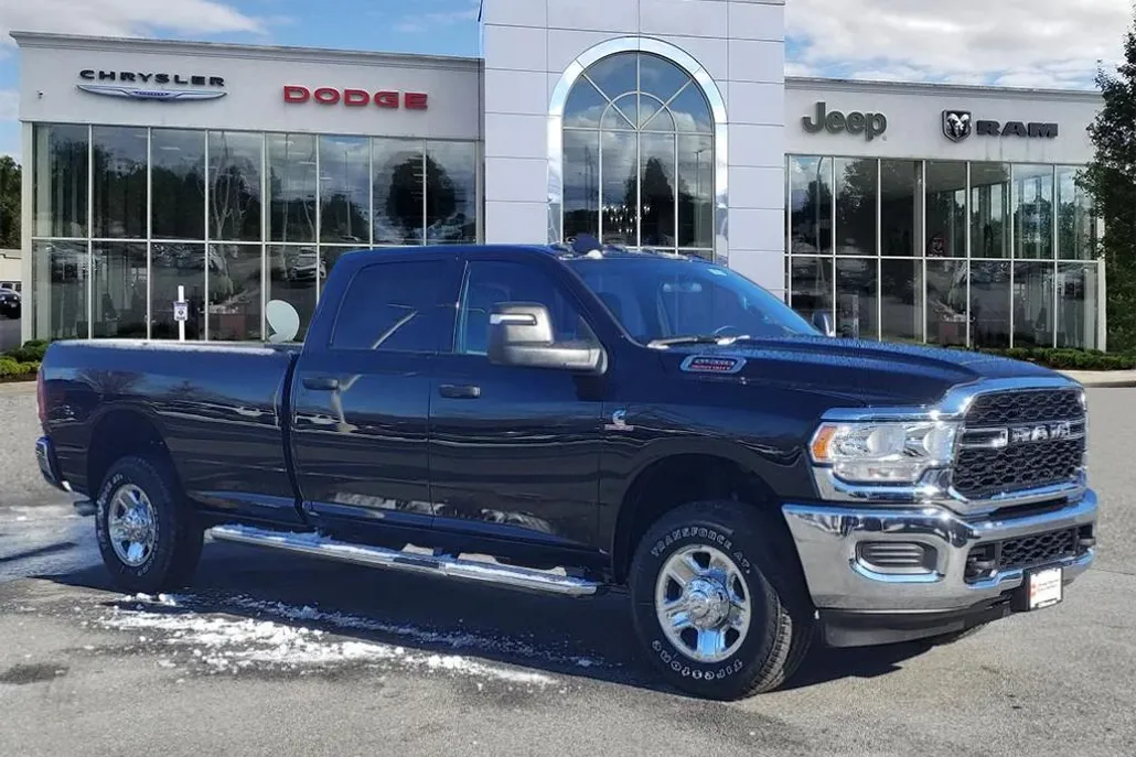 2024 Ram 2500 Tradesman photo 1