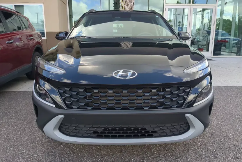 2023 Hyundai Kona SEL photo 1