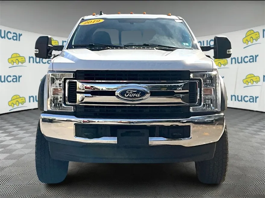 2019 Ford F-350 photo 1
