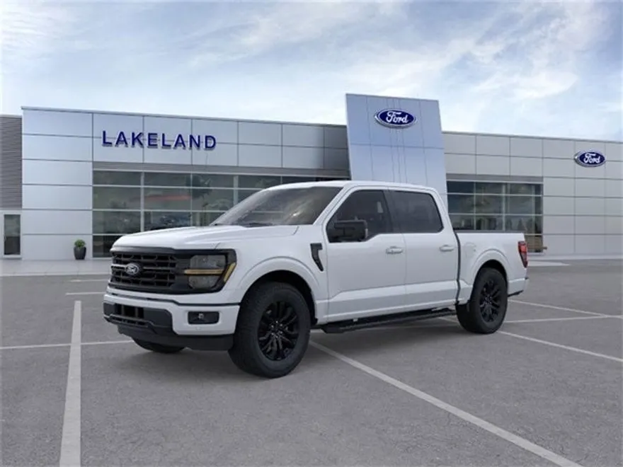 2025 Ford F-150 XLT photo 1