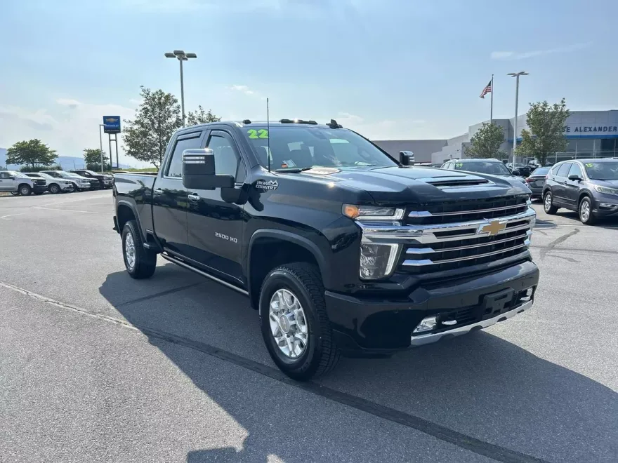 2022 Chevrolet Silverado 2500HD High Country photo 1