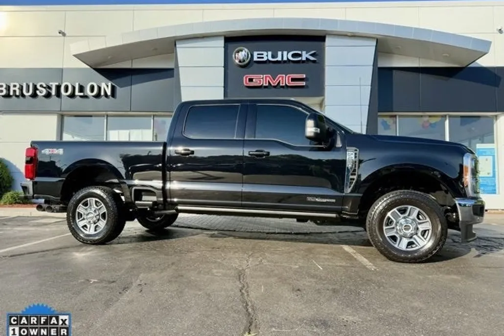2023 Ford F-250 XL photo 1